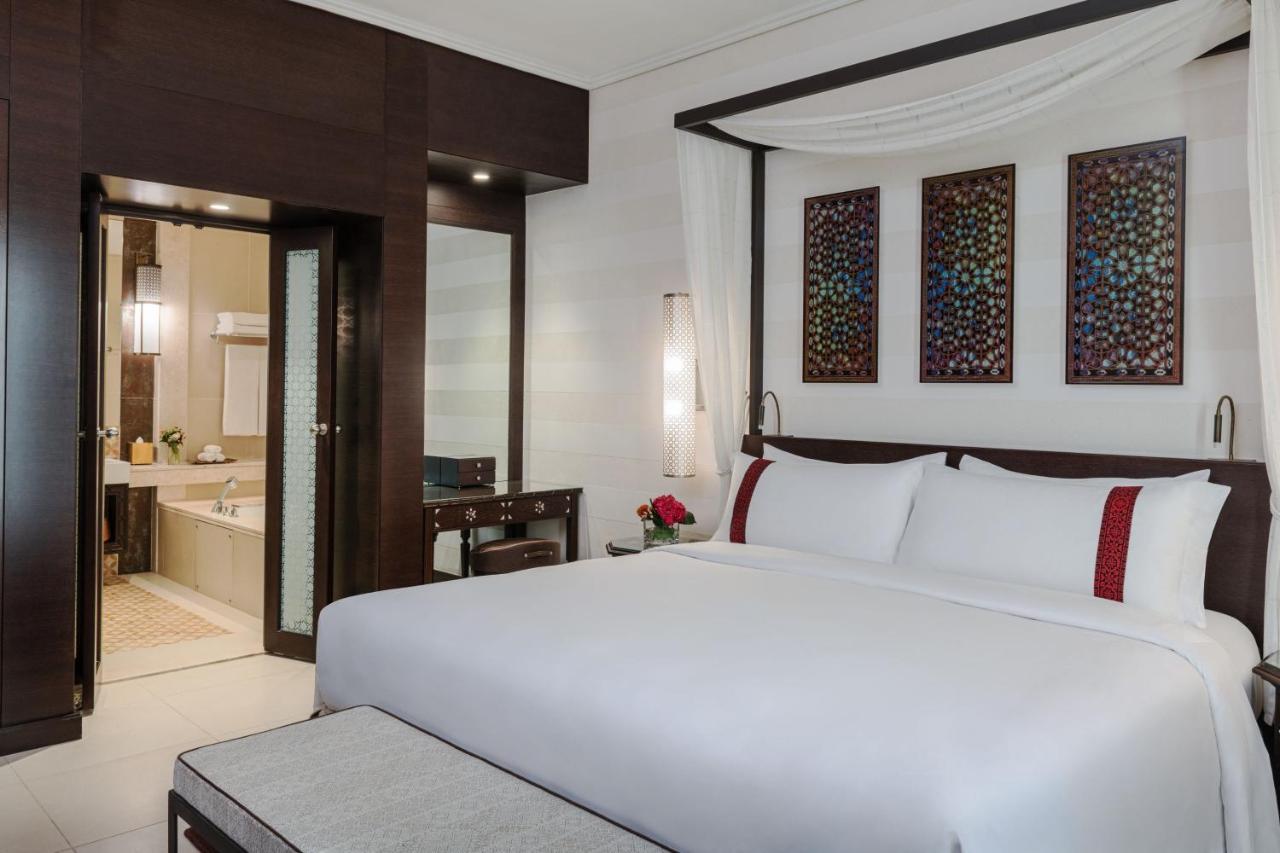 Al Manara, A Luxury Collection Hotel, Áqaba Exterior foto A bedroom at the Jumeirah Creekside
